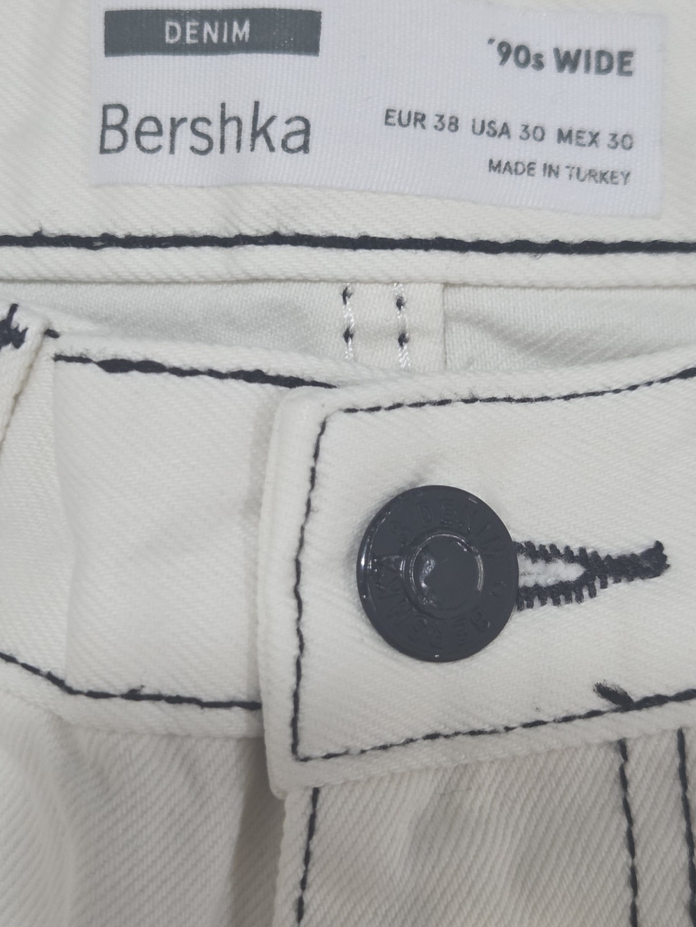 Bershka Cream Wide-Leg Jeans with Pastel Graphic Art - Picture 5 of 6